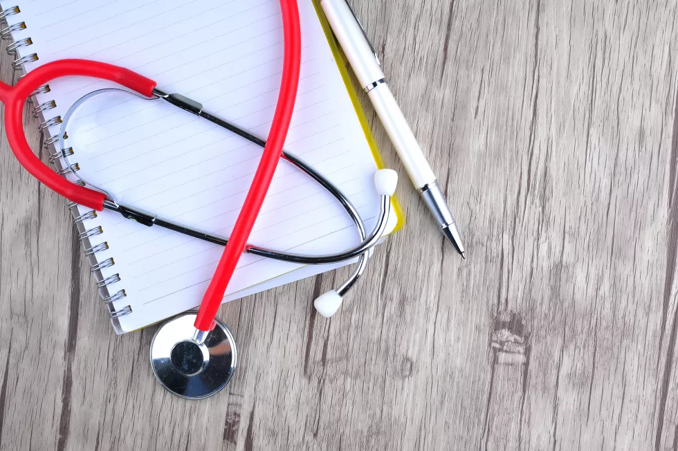 directly-shot-various-objects-table