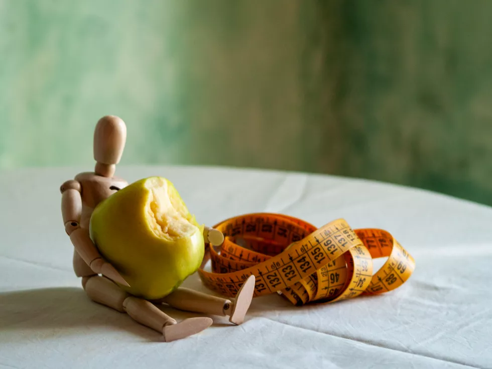 close-up-banana-table